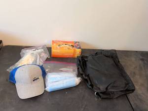 lot 318 image: Medical Supply and Personal Items Lot