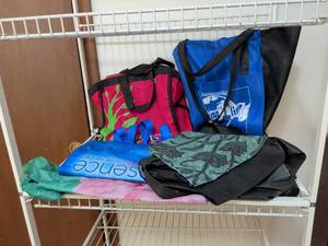 lot 341 image: Mixed Lot of Reusable Shopping Bags and Tote Bags