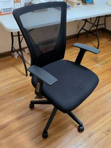 lot 342 image: Ergonomic Mesh Office Chair with Adjustable Arms