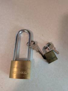lot 350 image: Brinks Brass Padlock Set with Keys