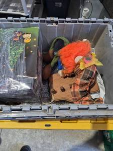 lot 94 image: Lot of Holiday and Fall Decor - Tote Included - Retail $15