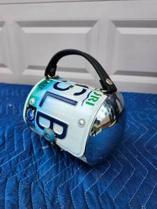 lot 101 image: License Plate Handbag with Chrome Finish - Retail $25