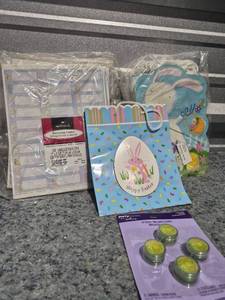 lot 146 image: Easter Party Supply Bundle Hallmark Collection - Retail $15