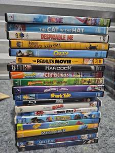 lot 152 image: Mixed Family Movie Collection DVD Bundle - Retail $25