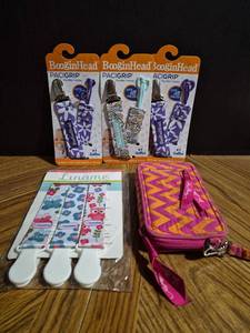 lot 181 image: Baby Pacifier Clips and Accessories Bundle - Retail $15