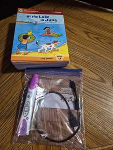 lot 186 image: LeapFrog LeapReader Early Reading Series Book Collection with Reading Pen - Retail $15