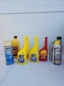 lot 200 image: Automotive Fluids and Maintenance Products Lot - Retail $25