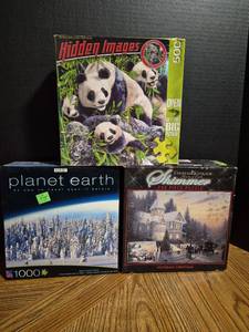 lot 263 image: Jigsaw Puzzles - All Still in Package - Retail $15