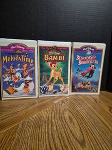 lot 264 image: Disney Masterpiece Collection VHS Movies Bundle - Retail $15