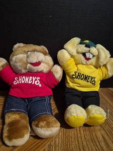 lot 266 image: Shoneys Restaurant Mascot Plush Bear and Bunny Set - Retail $15