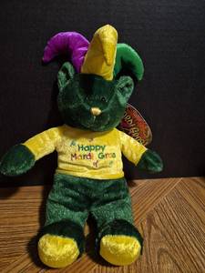 lot 267 image: Sugar Loaf Mardi Gras Teddy Bear with Jester Hat - Retail $8
