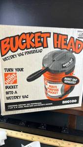 lot 3211 image: Bucket Head WetDry Vacuum Powerhead BH0100