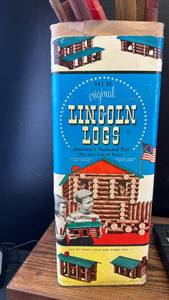 lot 4420 image: Original Lincoln Logs Set 3C Building Toy