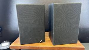 lot 4438 image: Bose Model 21 Speaker System Pair