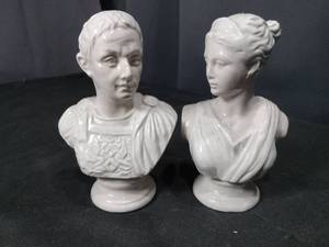 lot 4628 image: White Porcelain Classical Bust Salt and Pepper Shakers Set