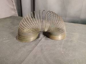lot 4570 image: Metal Slinky Spring Toy