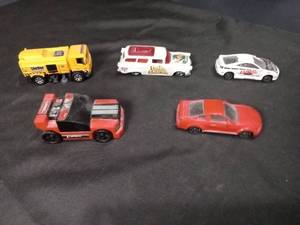 lot 4593 image: Die-Cast Model Car Collection