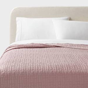lot 9292 image: FullQueen TENCEL Quilt Blush - Threshold OEKO-TEX Certified, Lightweight, Woven Coverlet - Retail $89