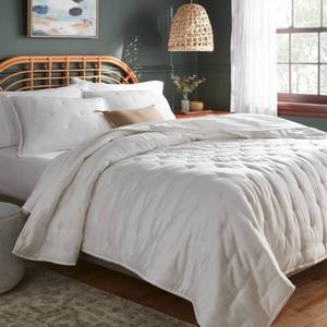 lot 9311 image: 3pc King TENCEL Comforter and Sham Set White - Threshold Satin Weave, 320 Thread Count, Cooling - Retail $119
