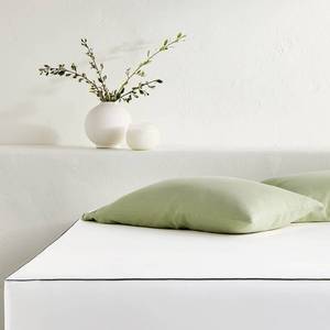 lot 9318 image: King Premium Cooling Mattress Protector - Casaluna - Retail $40