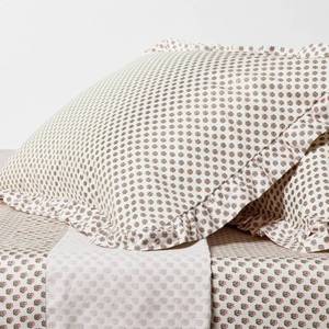 lot 9398 image: TwinTwin XL 310 Thread Count Teen Block Print Ruffle Sheet Set PinkCream - Threshold designed with Studio McGee - Retail $30