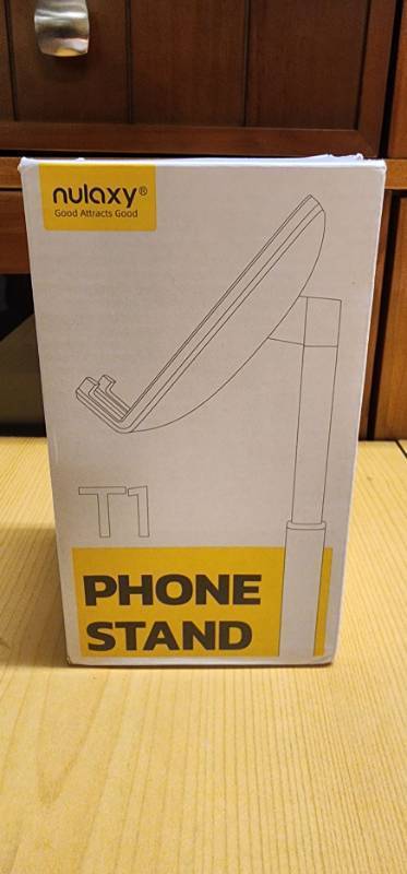 lot 70704 image: Nulaxy T1 Adjustable Phone Stand Holder - Retail $15