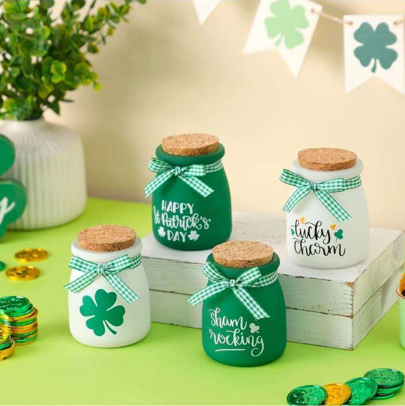 lot 70757 image: St. Patricks Day Decorative Mason Jar Set - Retail $24