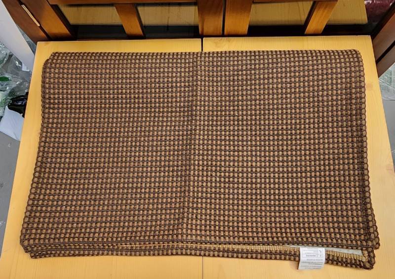 lot 70823 image: Brown Geometric Pattern Area Rug 60x24 - Retail $25