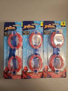 lot 70933 image: Spider-Man Youth Swimming Goggles Set of 3 (Ages 5) - Retail $9