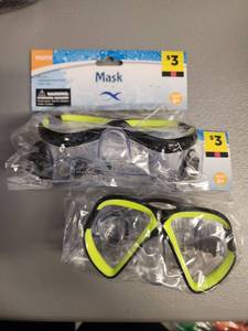 lot 70948 image: Diving Masks Set of 3 (Ages 8) GeenBlack - Retail $6