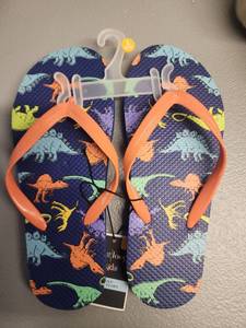 lot 70959 image: Kids Dinosaur Print Flip Flops with Orange Straps L(45) - Retail $8
