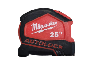 lot 16134 image: Milwaukee 25ft AutoLock Tape Measure autolock doesnt work