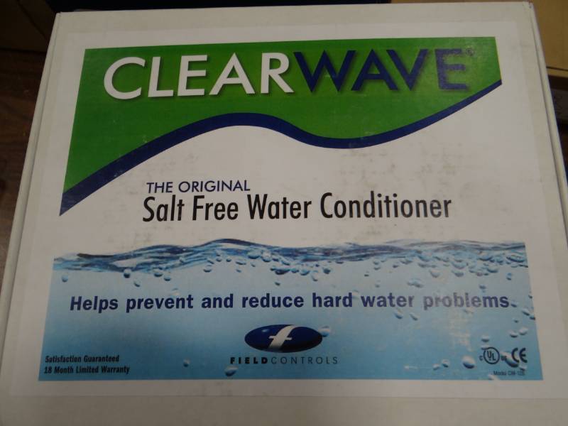 lot 3610 image: Clearwave Salt Free Water Conditioner CW-125