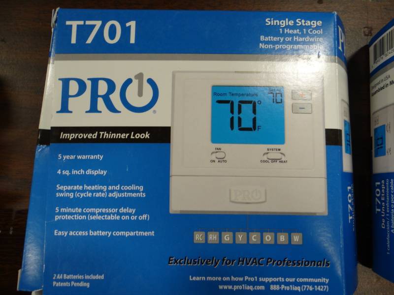 lot 3631 image: Pro1 Thermostat T701