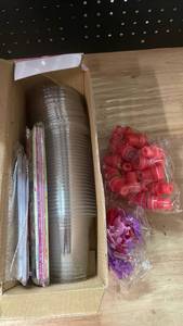 lot 19157 image: Valentines Day Handouts