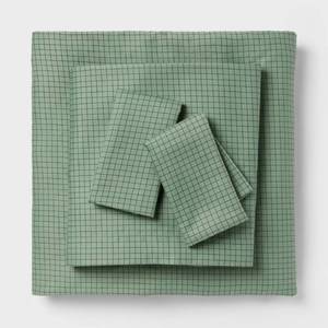 lot 9443 image: TwinTwin XL Cotton Blend Sateen Sheet Set Sage Green Micro Grid - Room Essentials - Retail $25