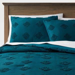lot 9478 image: King Tufted Diamond Crinkle Comforter and Sham Set Dark Teal Blue - Threshold Polyester, OEKO-TEX Certified, Machine Washable - Retail $89
