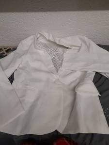 lot 441 image: Womens Notched Lapel Neck Long Sleeves One Button Pockets Blazer Jacket Wear to Work Suit New White Size L - Retail $47
