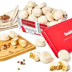 lot 3847 image: Davids Cookies Butter Pecan Meltaways Sweet Sampler Tin - Butter Cookies with Crunchy Pecans, Soft, And Melt In Your Mouth Flavorful Cookies - Delicious Gourmet Food Gift For All Occasions 16oz