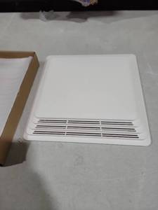 lot 4588 image: Bathroom Fan Cover