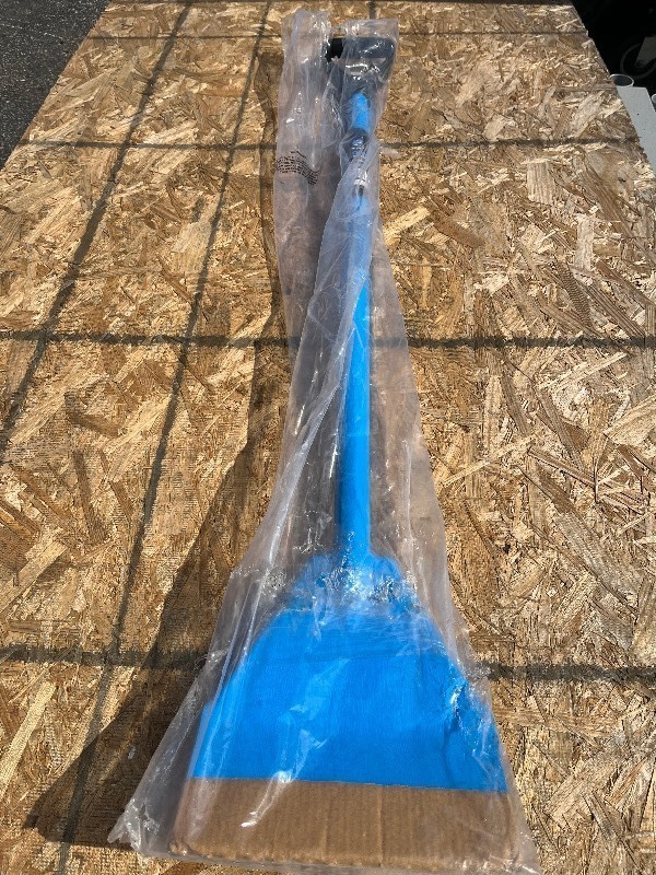 lot 108 image: TIE DOWN 47.5 SHINGLE SHOVEL ROOF ZONE EL Burrow 13882-B