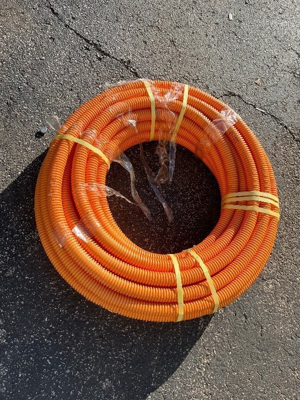 lot 303 image: General Purpose Orange Tubing 1 x 50