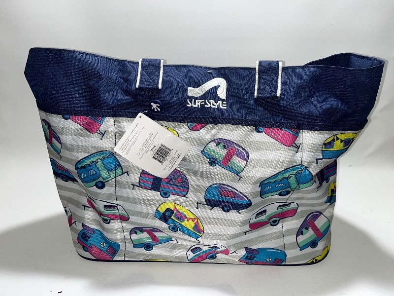 lot 51 image: Geckobrands Oversized Beach Tote  Large and Stylish Beach Bag with 4 Exterior Pockets and Zippered Internal Compartment - Cute Camper Design