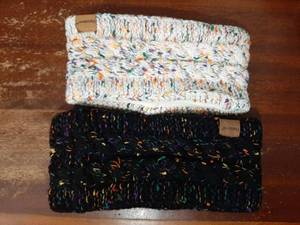 lot 36677 image: Winter Headbands for Women Wool 2 Pack, Ear Warmers for Women Headband Knit Thick Fleece Lined, Cold Weather Warm Ear Muffs(Confetti BlackConfetti White) - Retail $15