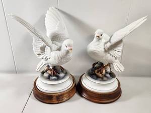lot 88 image: White Dove Figurines by Andrea on Wooden Bases