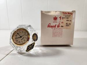lot 98 image: Royal Brierley English Crystal Desk Clock with Original Box