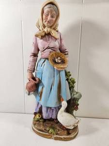 lot 110 image: HOMCO Ceramic Elderly Woman Figurine with Basket and Goose