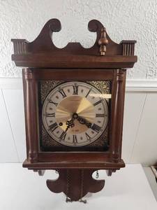 lot 134 image: Hamilton 31-Day Wall Clock - Project Piece