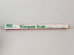 lot 174 image: KE Doric Triangular Scale Engineers Chain Scale 12 Inches