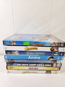 lot 310 image: Family Movie DVD Collection Bundle